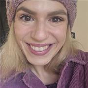Are you looking for a friendly English teacher to improve your skills? I might be the one for you!